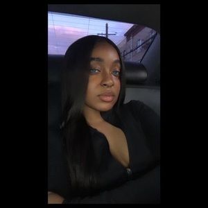 Meet your Posher, Vickey